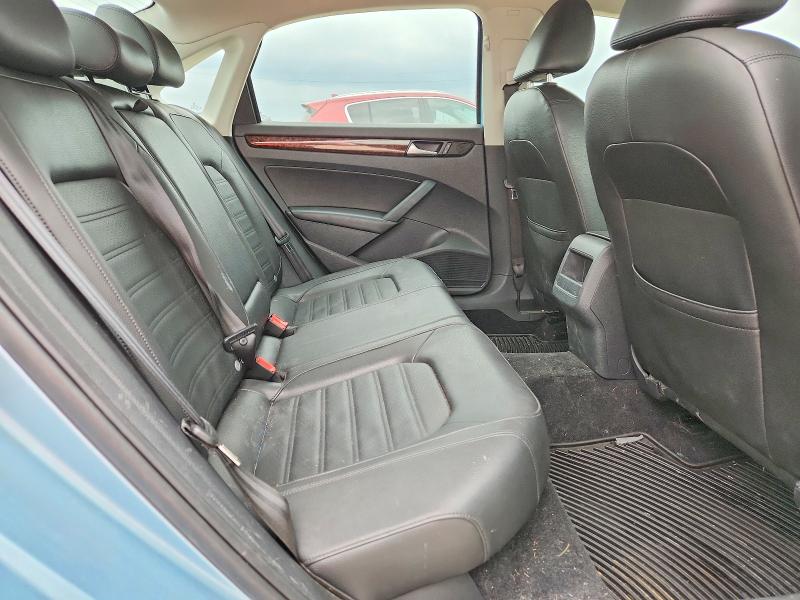 Photo 10 from auction – 2012 VOLKSWAGEN PASSAT with VIN 1VWCH7A38CC070790