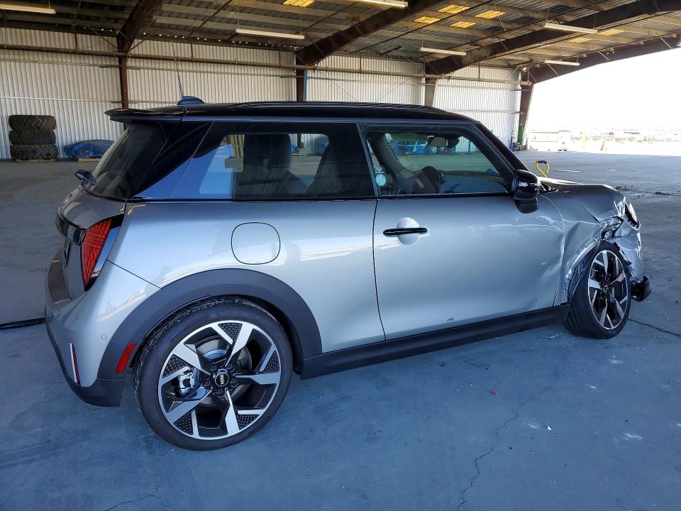 Photo 3 from auction – 2025 MINI COOPER with VIN WMW23GD0XS2X03158