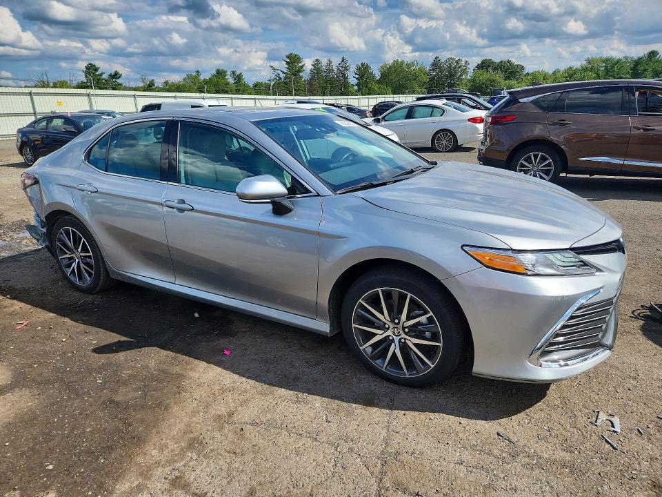 Photo 4 from auction – 2023 TOYOTA CAMRY with VIN 4T1F31AKXPU615225