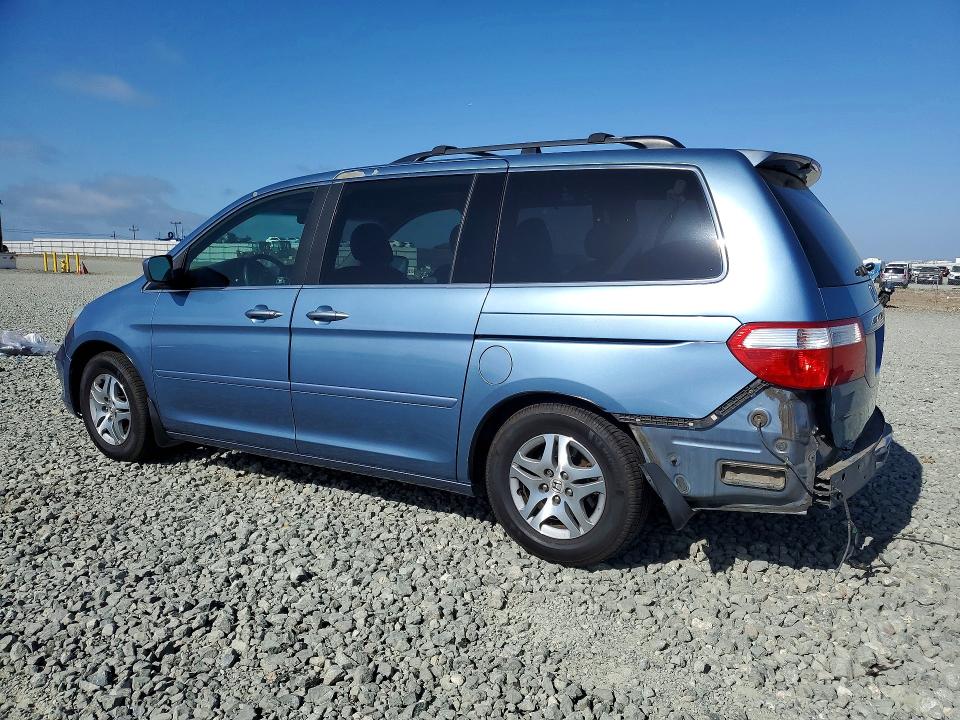 Photo 2 from auction – 2005 HONDA ODYSSEY with VIN 5FNRL387X5B107163