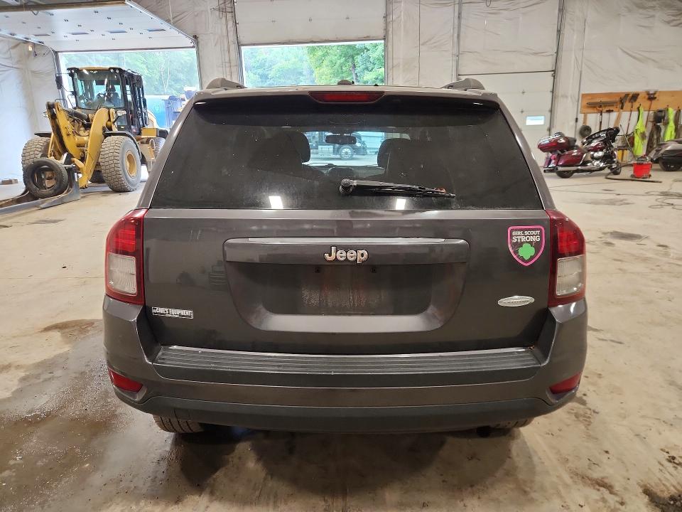 Photo 6 from auction – 2016 JEEP COMPASS with VIN 1C4NJDEB7GD758182