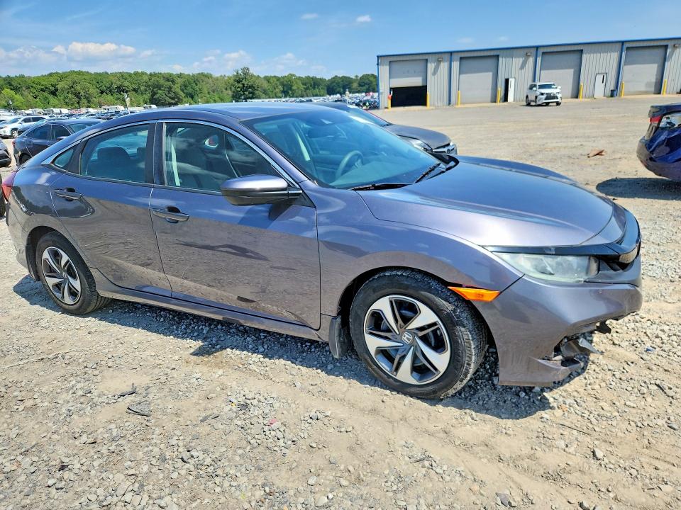 Photo 4 from auction – 2019 HONDA CIVIC with VIN 19XFC2F69KE044145
