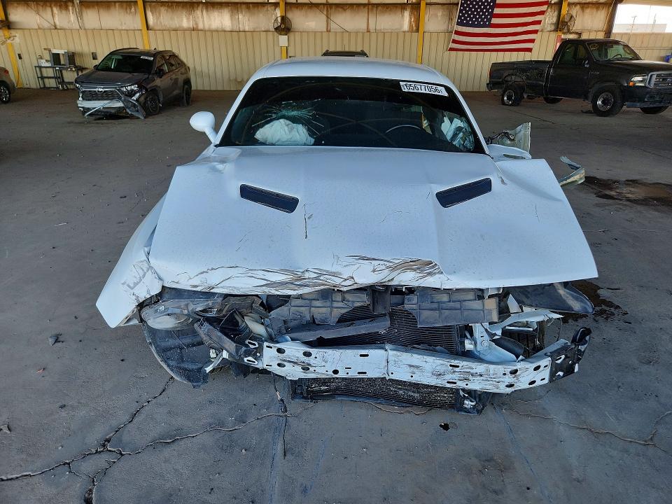Photo 5 from auction – 2019 DODGE CHALLENGER with VIN 2C3CDZAG0KH701044