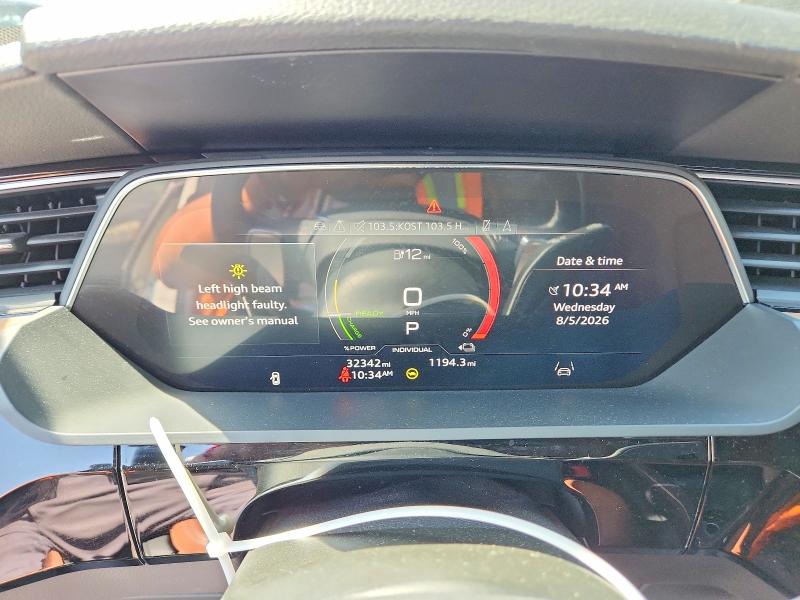 Zdjęcie 9 z aukcji – 2024 AUDI Q8 E-TRON z VIN WA14AAGE8RB027657