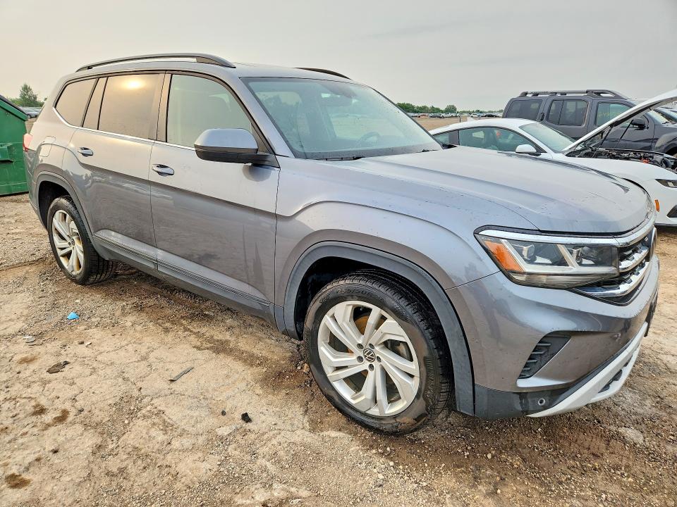 Photo 4 from auction – 2021 VOLKSWAGEN ATLAS with VIN 1V2KR2CA8MC502420