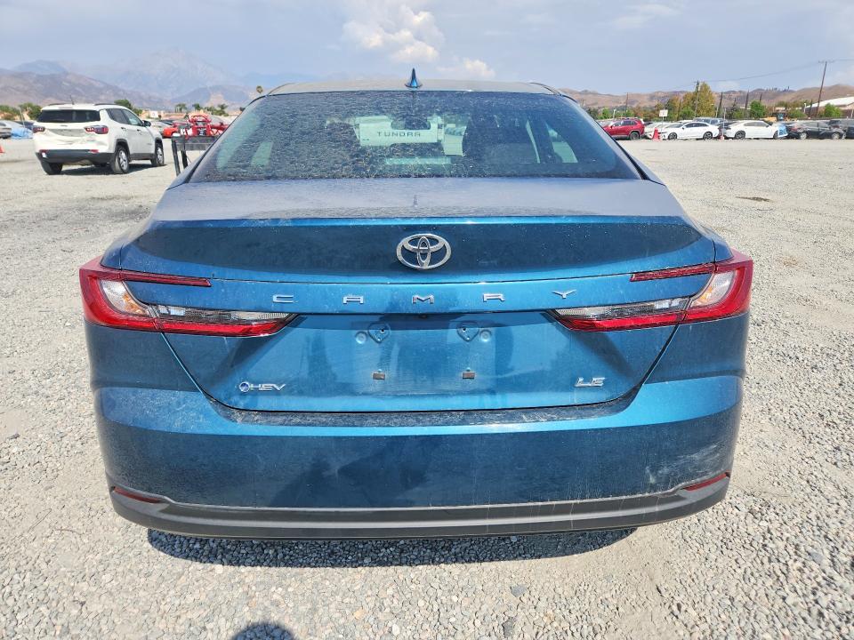 Photo 6 from auction – 2026 TOYOTA CAMRY with VIN 4T1DAACK7TU214025