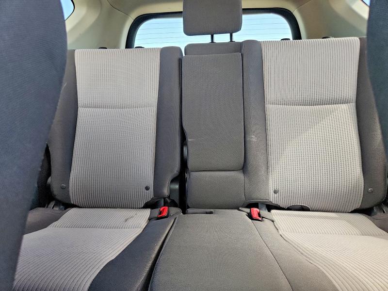 Photo 10 from auction – 2015 TOYOTA RAV4 with VIN JTMBFREV6FJ050047