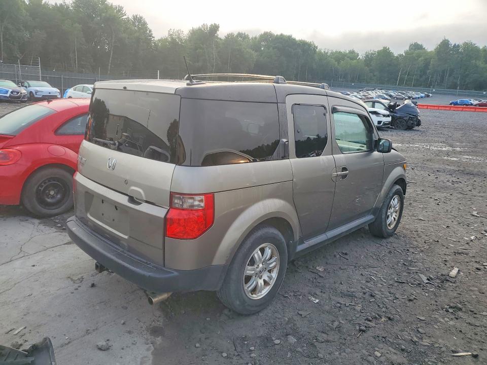 Photo 3 from auction – 2007 HONDA ELEMENT with VIN 5J6YH28787L010349