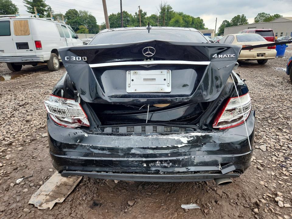 Photo 6 from auction – 2010 MERCEDES-BENZ C with VIN WDDGF8BBXAR096426