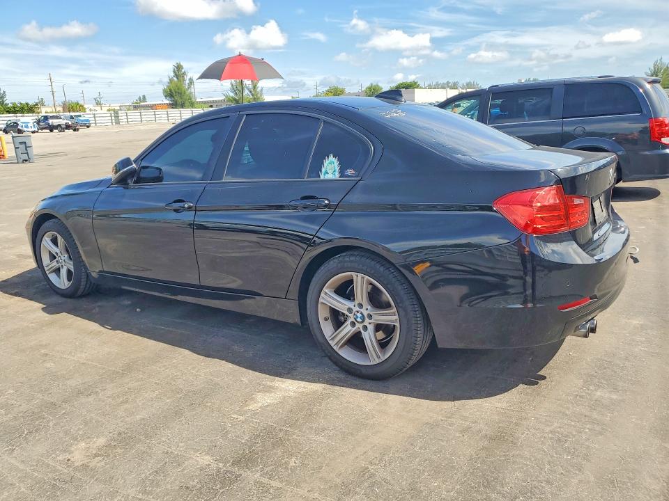 Снимка 2 от търг – 2014 BMW 328 с VIN WBA3A5C5XEJ463910