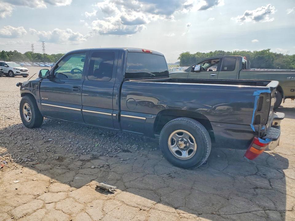 Photo 2 from auction – 2002 CHEVROLET SILVERADO with VIN 1GCEC19V02Z305336