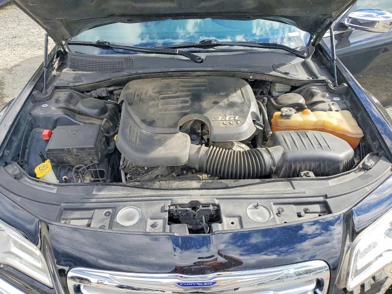 Photo 11 from auction – 2013 CHRYSLER 300C with VIN 2C3CCAKG5DH634091