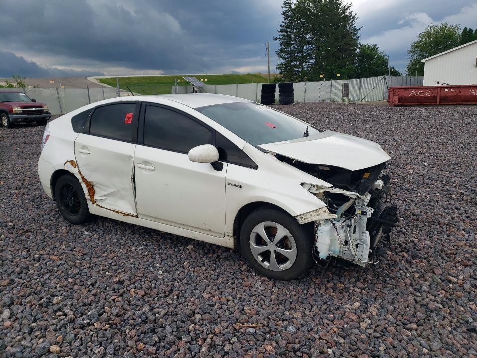 Photo 4 from auction – 2015 TOYOTA PRIUS with VIN JTDKN3DU3F1892059
