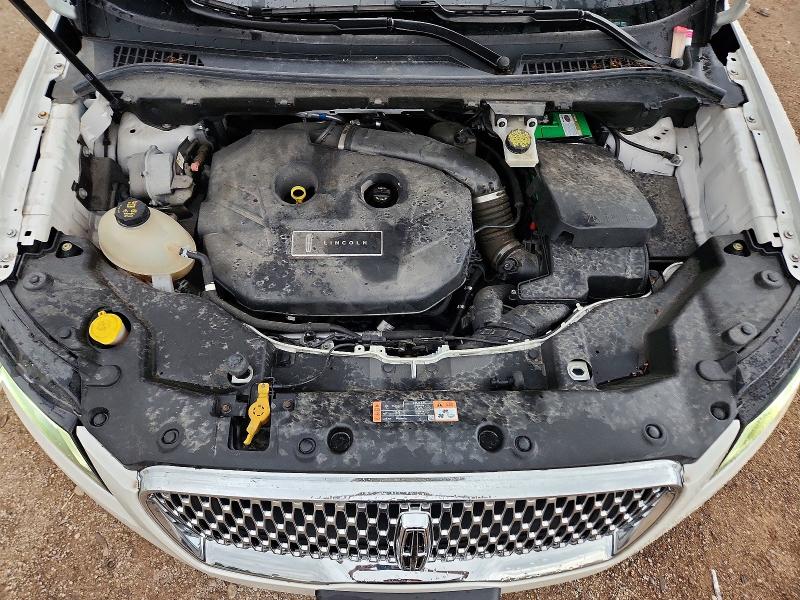 Photo 11 from auction – 2019 LINCOLN MKC with VIN 5LMTJ3DH4KUL48724