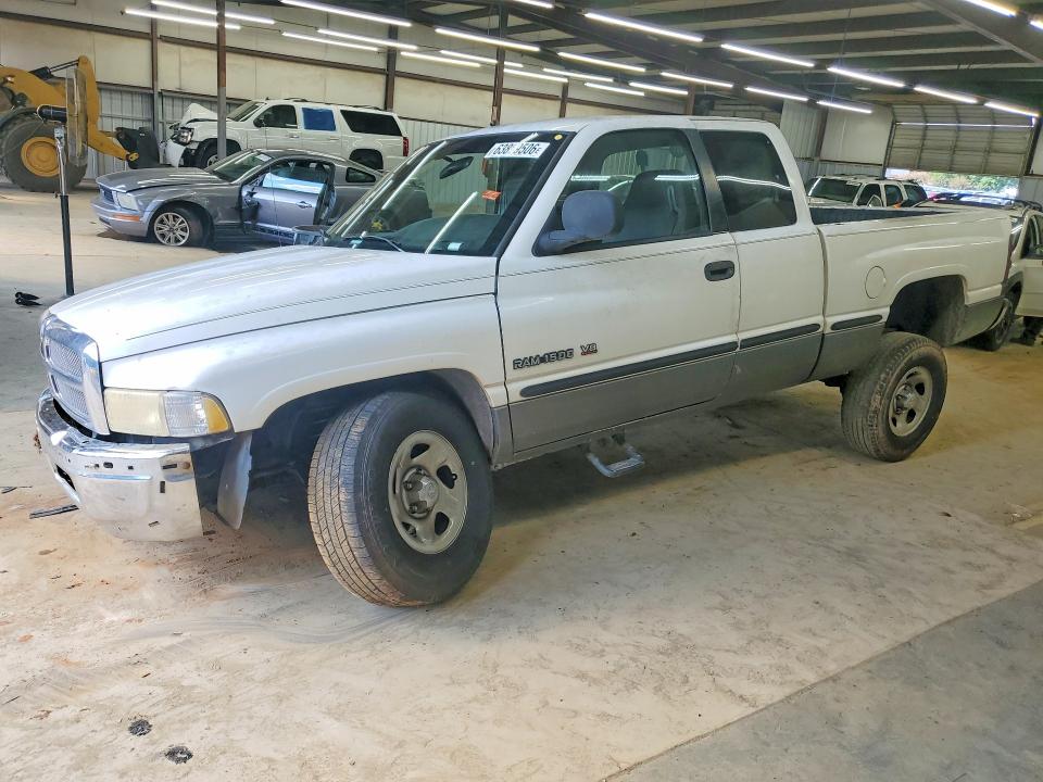 Photo 1 from auction – 1999 DODGE RAM 1500 with VIN 3B7HF12Y9XG136191