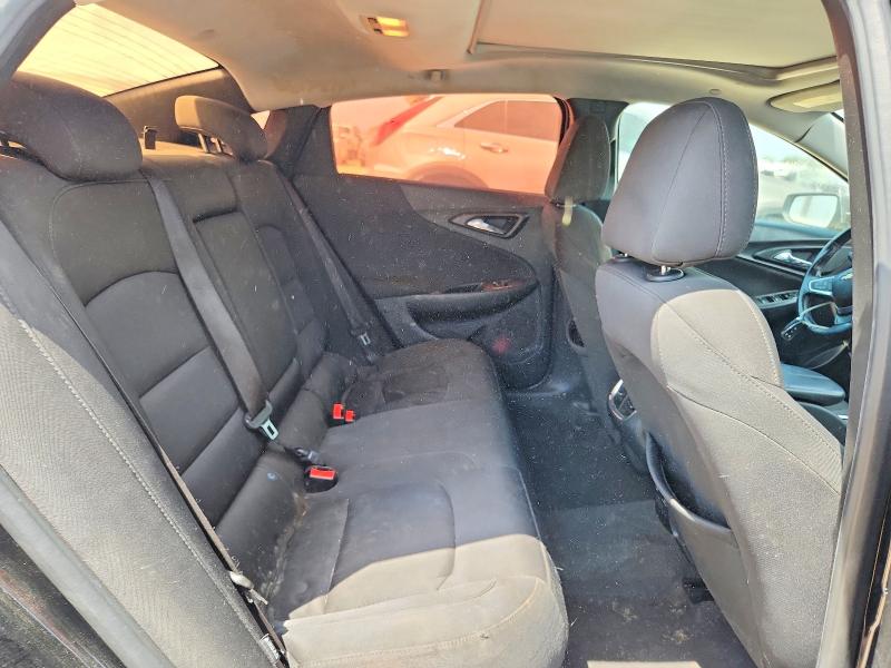 Photo 10 from auction – 2018 CHEVROLET MALIBU with VIN 1G1ZD5ST5JF130430