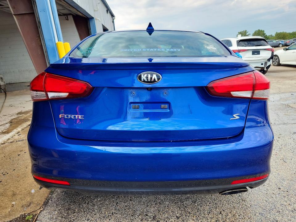 Photo 6 from auction – 2017 KIA FORTE with VIN 3KPFL4A75HE027699