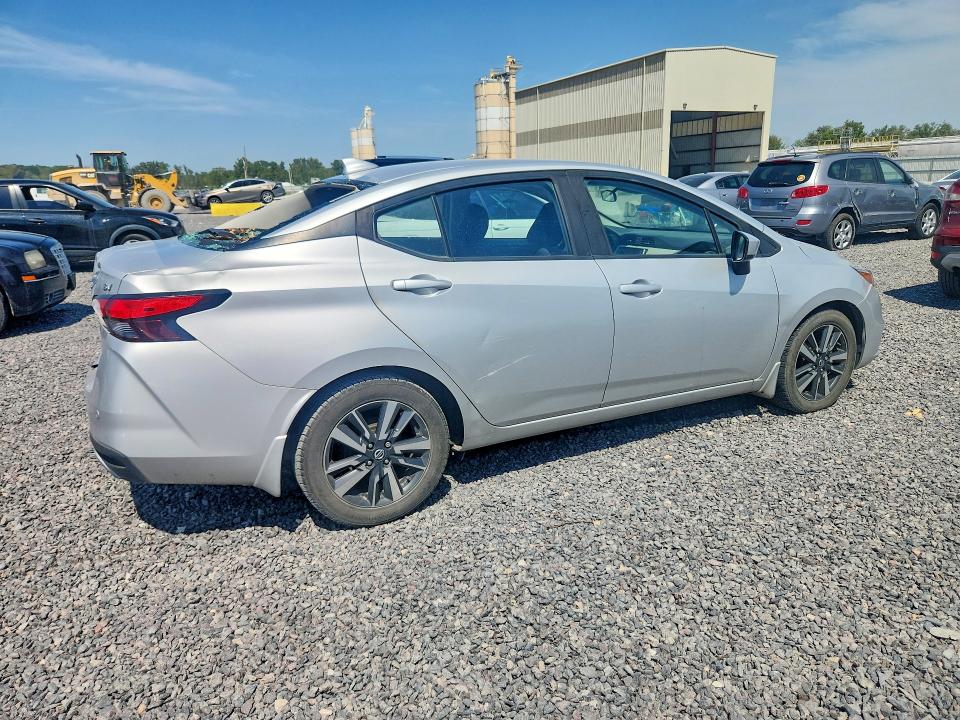 Photo 3 from auction – 2022 NISSAN VERSA with VIN 3N1CN8EV7NL821563
