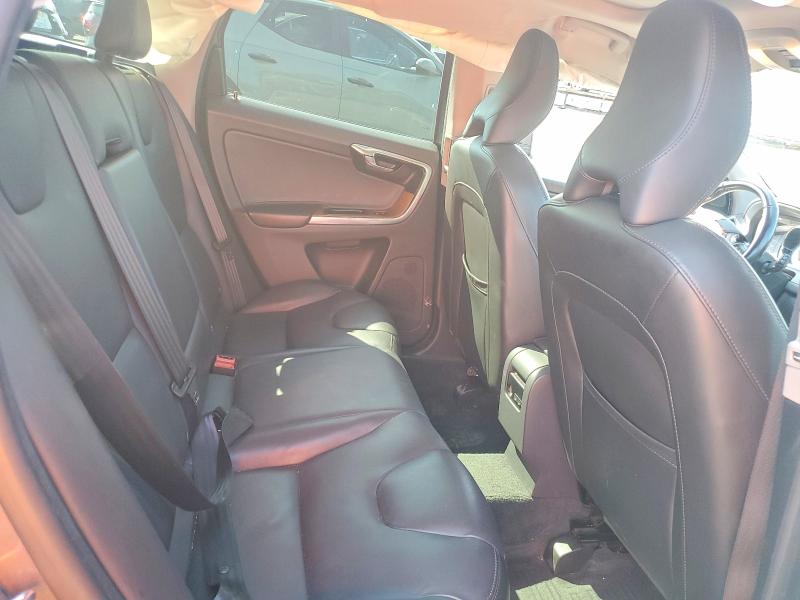 Photo 11 from auction – 2017 VOLVO XC60 with VIN YV440MRU8H2028365