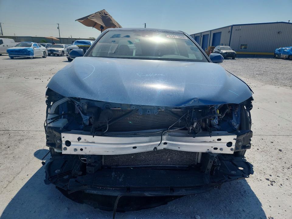 Photo 5 from auction – 2023 TOYOTA CAMRY with VIN 4T1G11AK2PU165712