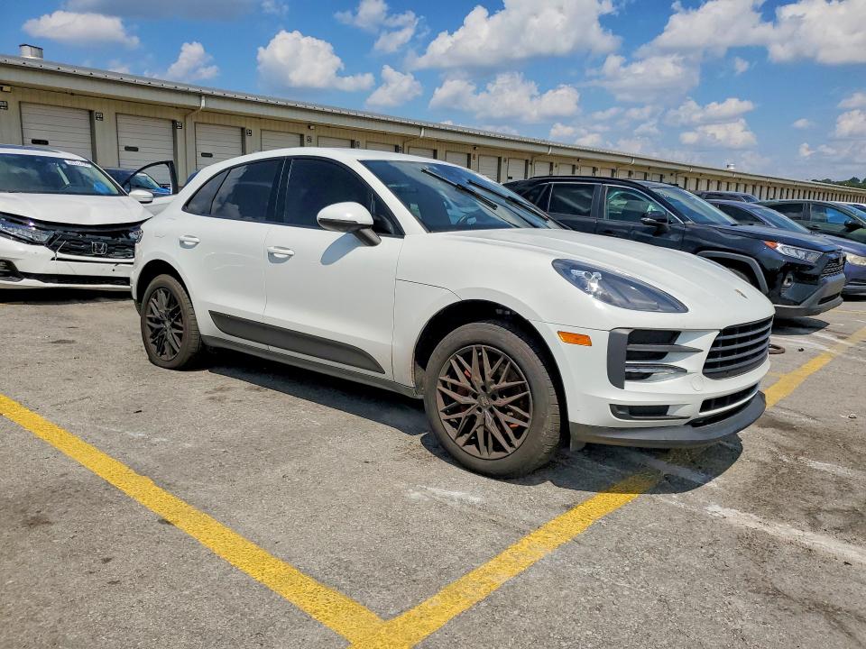 Фото 4 с аукциона – 2021 PORSCHE MACAN с VIN WP1AA2A51MLB00330