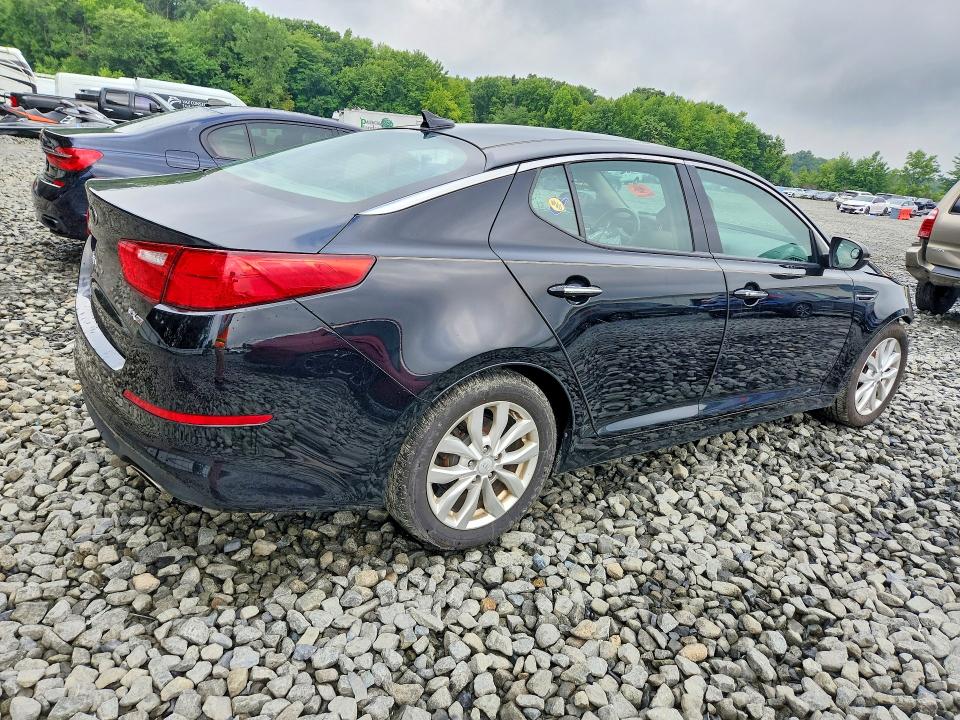 Photo 3 from auction – 2015 KIA OPTIMA with VIN 5XXGN4A76FG362974