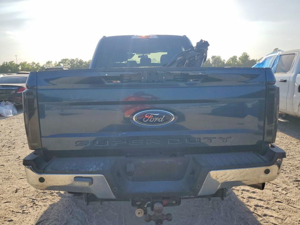 Photo 6 from auction – 2018 FORD F250 with VIN 1FT7W2B6XJED04855