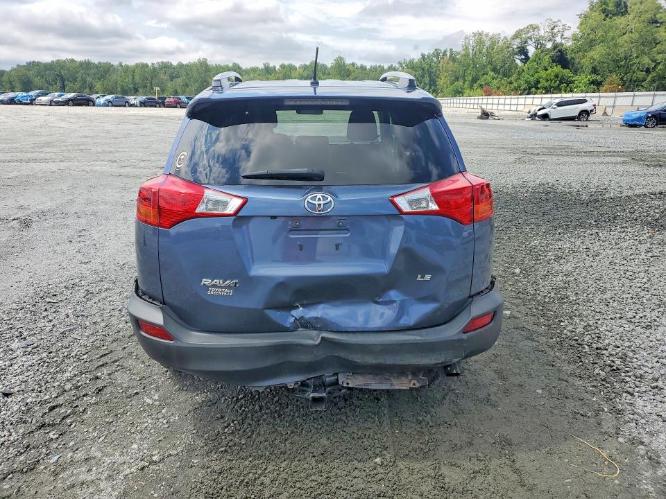 Photo 6 from auction – 2014 TOYOTA RAV4 with VIN JTMZFREV9ED042682