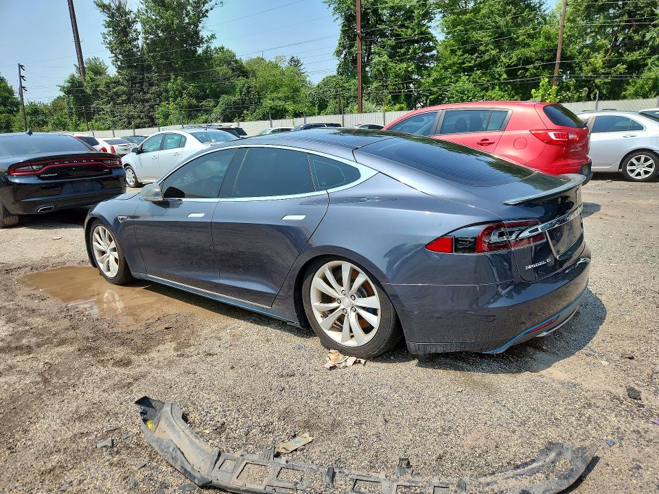 Photo 2 from auction – 2015 TESLA MODEL S with VIN 5YJSA1H25FFP74031
