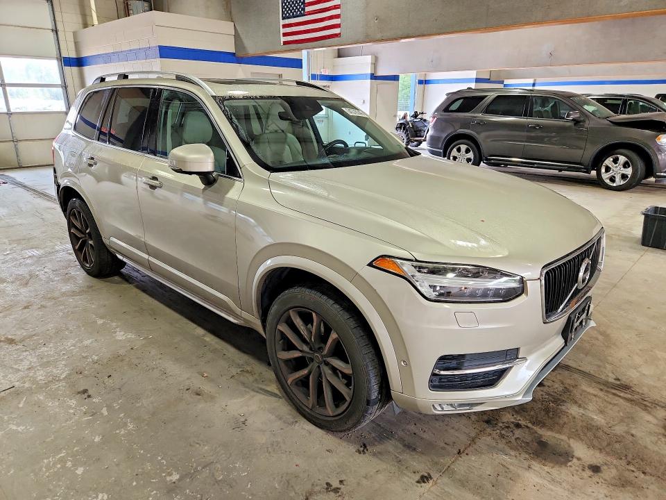 Photo 4 from auction – 2016 VOLVO XC90 with VIN YV4A22PK2G1049459