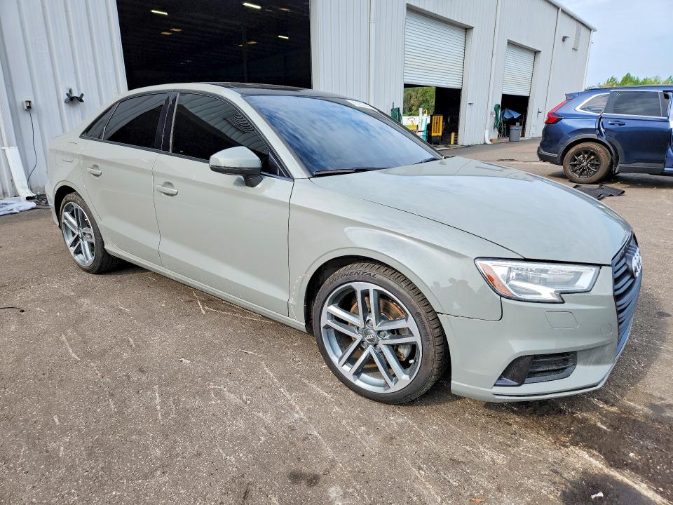 Фото 4 с аукциона – 2020 AUDI A3 с VIN WAUAUGFF0LA005451