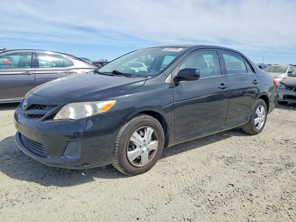 TOYOTA COROLLA 2011 with VIN 2T1BU4EE8BC569454 - Photo from auction