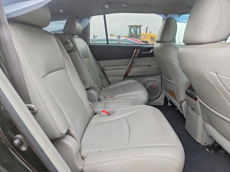 Photo 11 from auction – 2012 TOYOTA HIGHLANDER with VIN 5TDDK3EH6CS136677