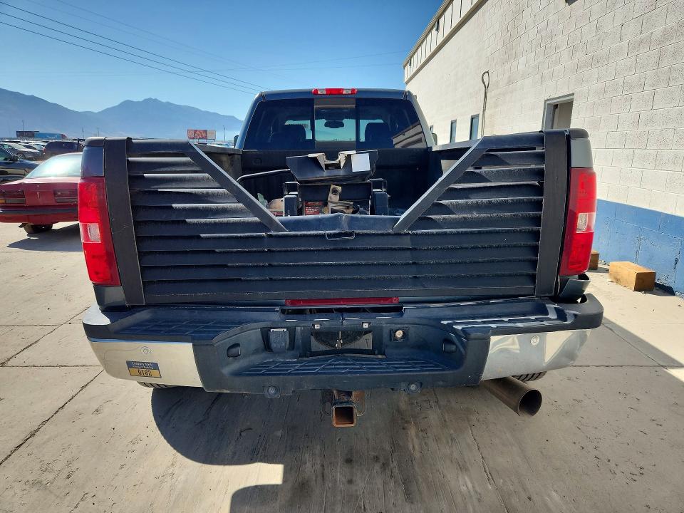 Photo 6 from auction – 2008 CHEVROLET SILVERADO with VIN 1GCJK33658F112270