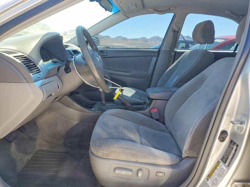 Photo 7 from auction – 2004 TOYOTA CAMRY with VIN 4T1BE32K04U327907