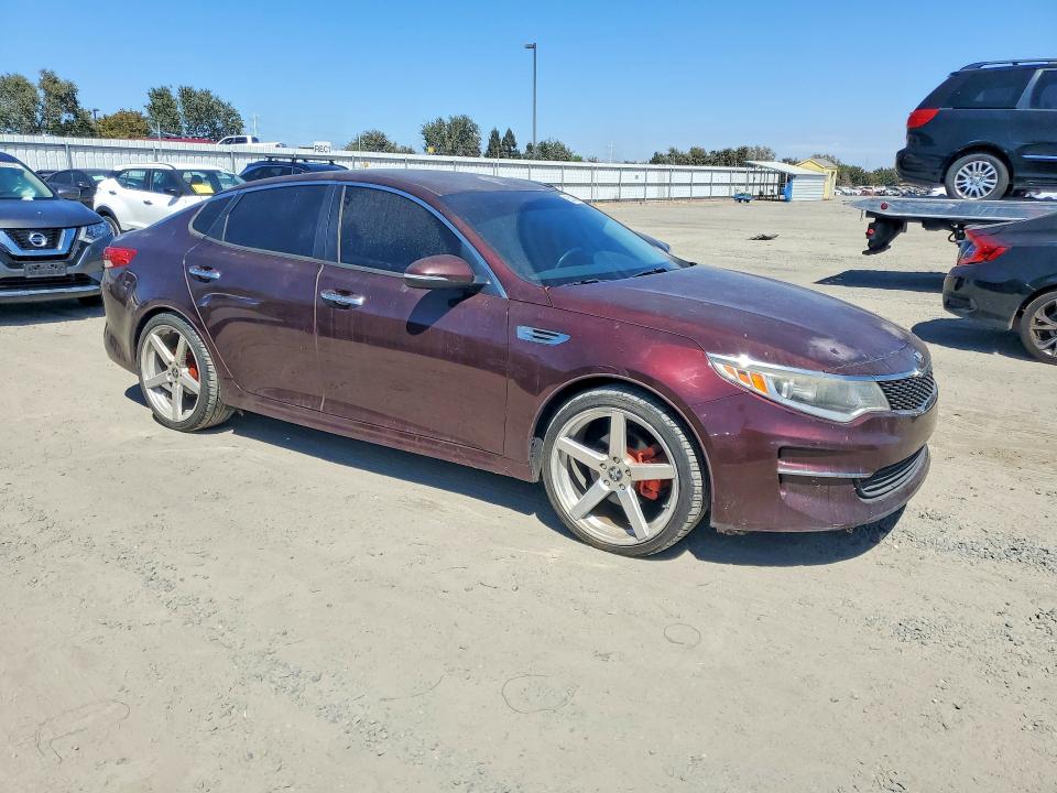 Photo 4 from auction – 2016 KIA OPTIMA with VIN 5XXGT4L32GG090277