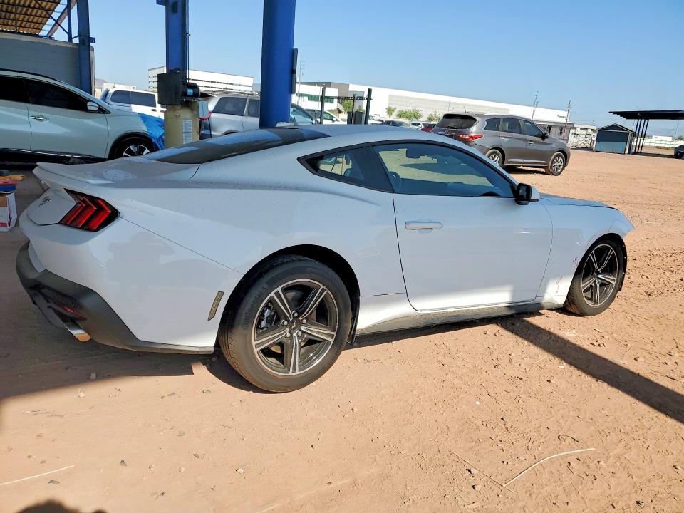 Photo 3 from auction – 2025 FORD MUSTANG with VIN 1FA6P8TH1S5120682