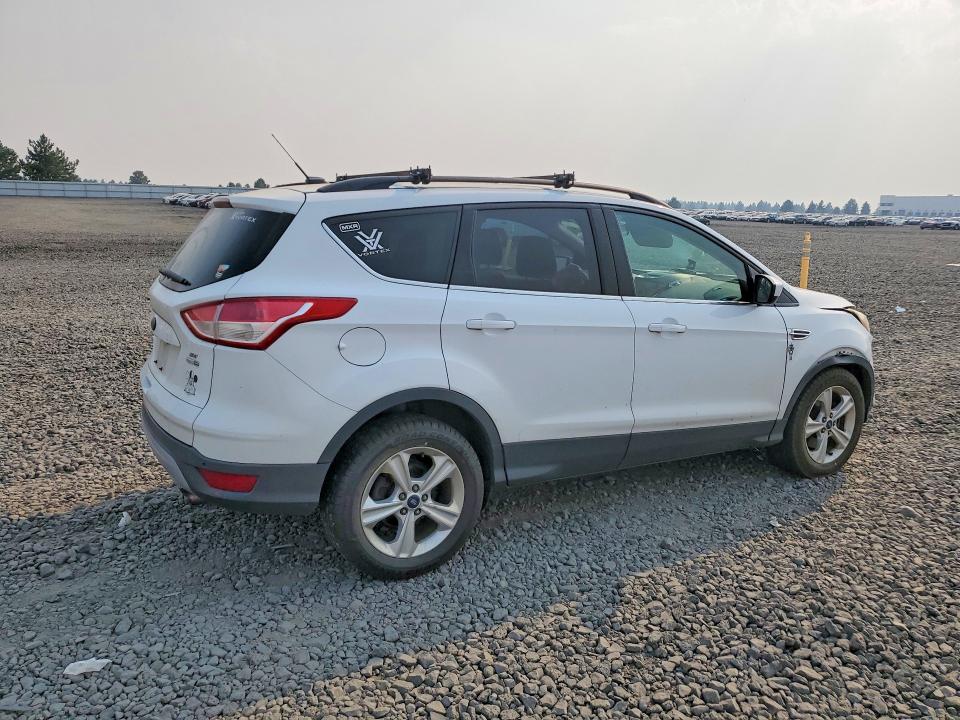 Photo 3 from auction – 2014 FORD ESCAPE with VIN 1FMCU9GX1EUE41592