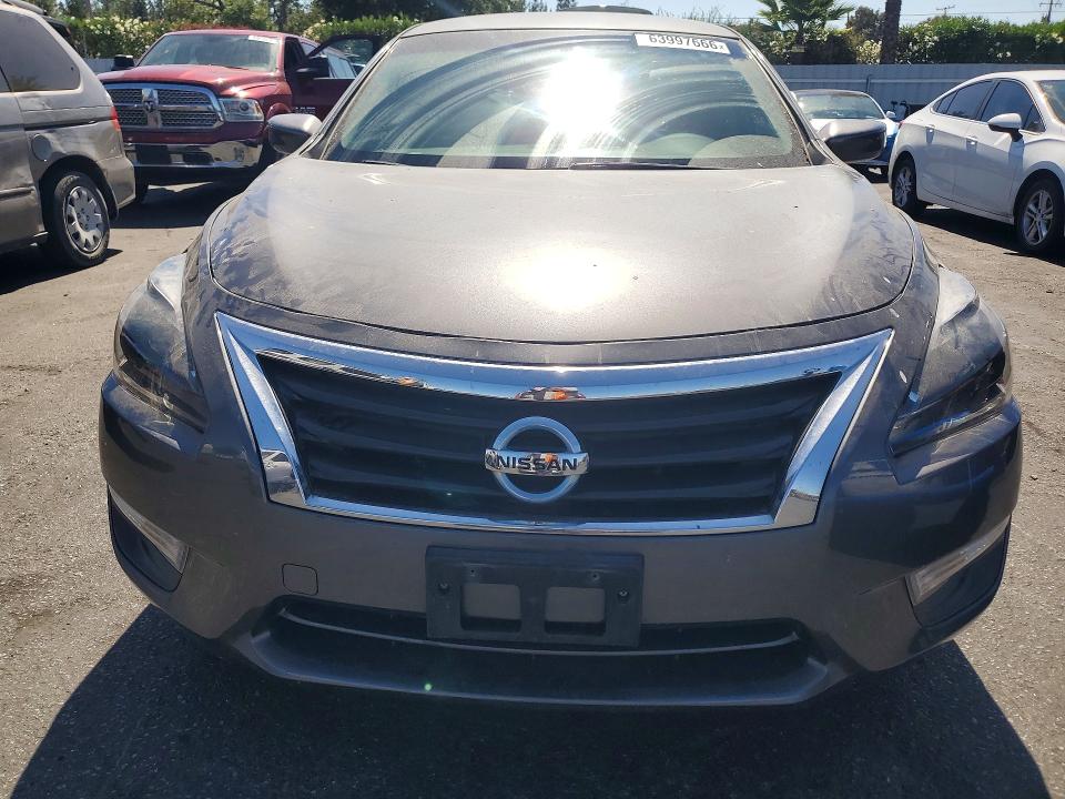 Photo 5 from auction – 2015 NISSAN ALTIMA with VIN 1N4AL3AP1FN883858