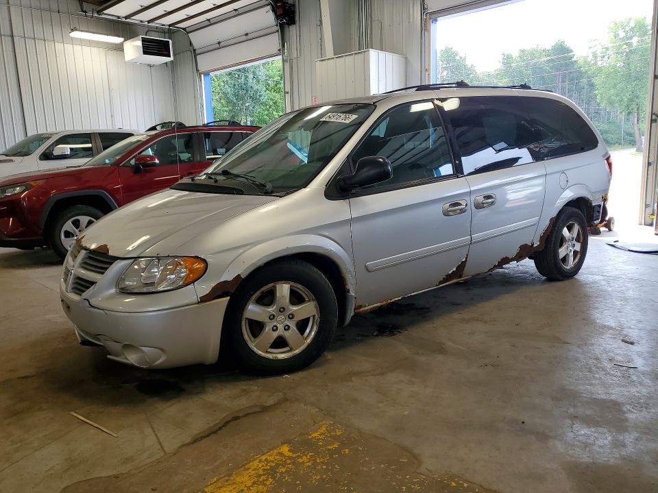 Photo 1 from auction – 2005 DODGE GRAND CARAVAN with VIN 2D4GP44L15R389544
