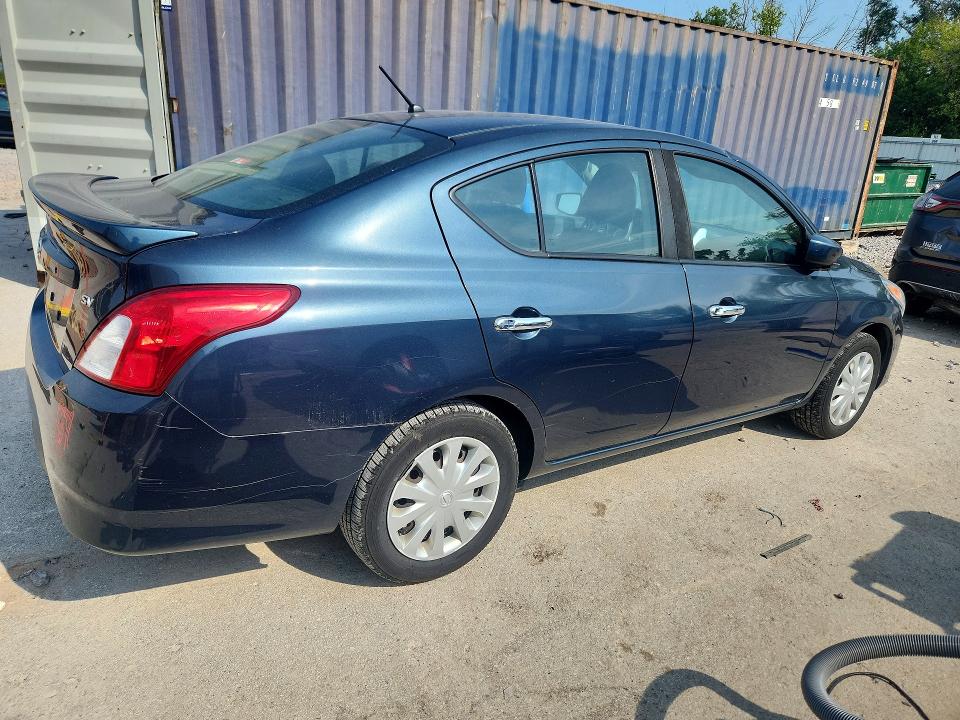 Photo 3 from auction – 2017 NISSAN VERSA with VIN 3N1CN7AP6HL842927