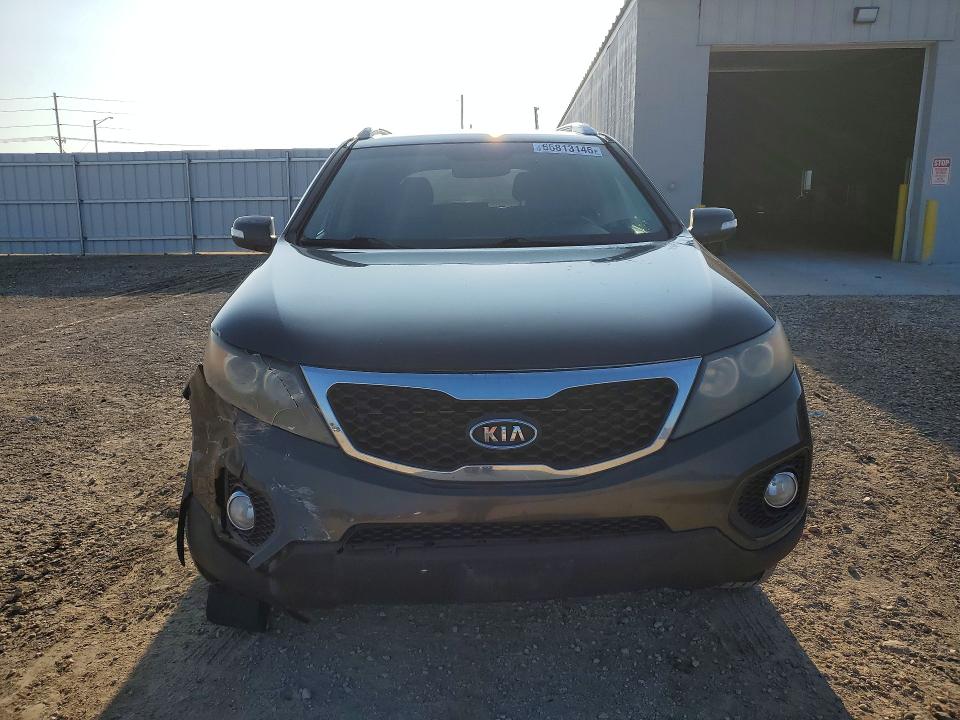 Photo 5 from auction – 2012 KIA SORENTO with VIN 5XYKUCA66CG220596