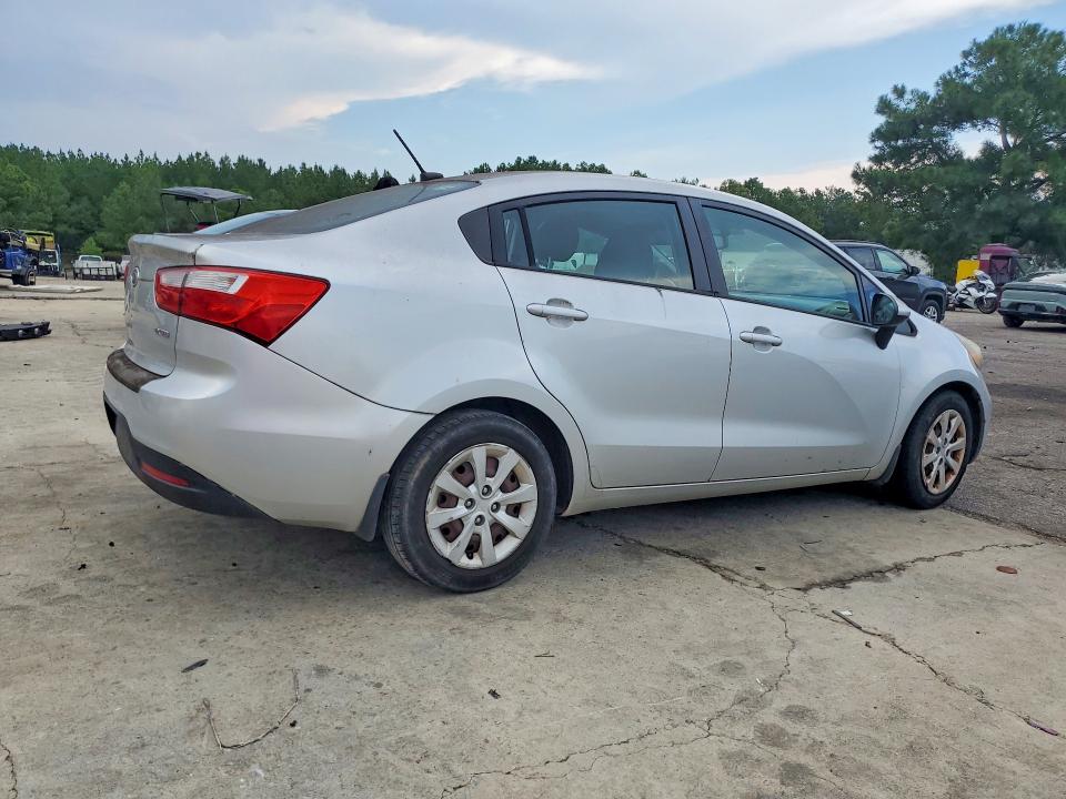 Photo 3 from auction – 2012 KIA RIO with VIN KNADN4A3XC6077346