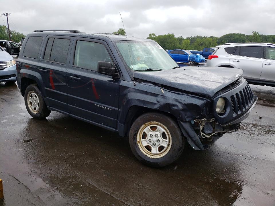 Photo 4 from auction – 2014 JEEP PATRIOT with VIN 1C4NJRBB2ED820781