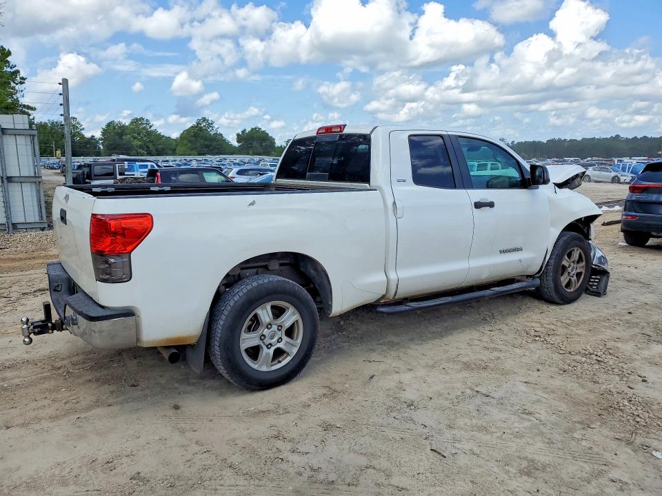 Photo 3 from auction – 2011 TOYOTA TUNDRA with VIN 5TFRM5F15BX035989
