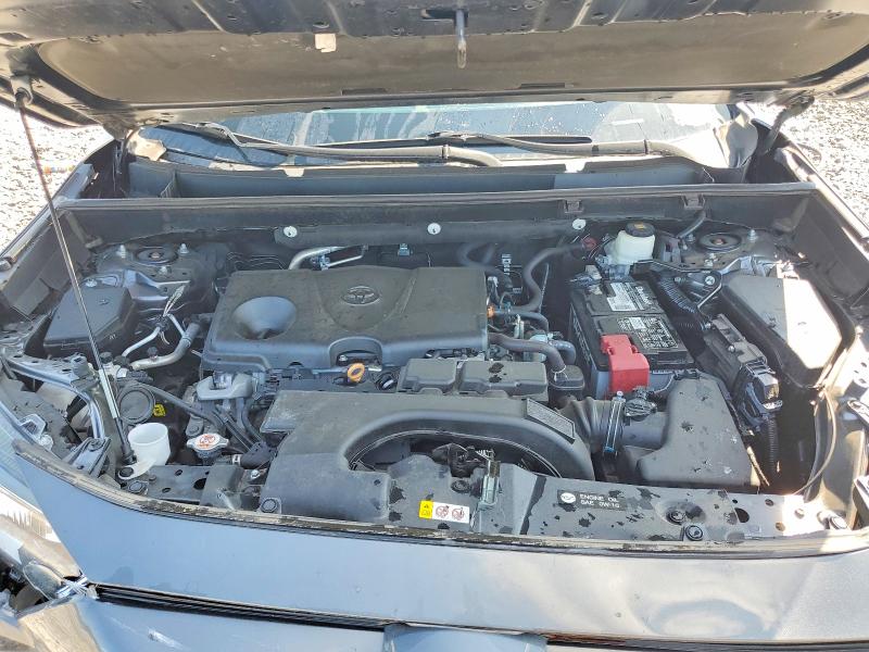 Photo 11 from auction – 2021 TOYOTA RAV4 with VIN 2T3W1RFV5MC101438