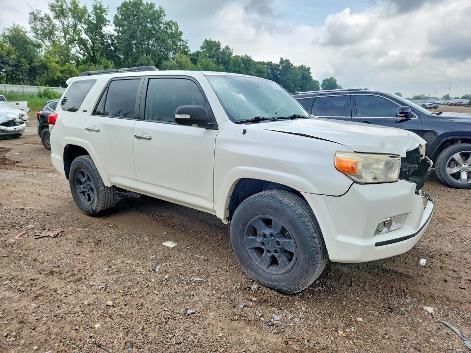 Photo 4 from auction – 2013 TOYOTA 4RUNNER with VIN JTEBU5JR4D5122257