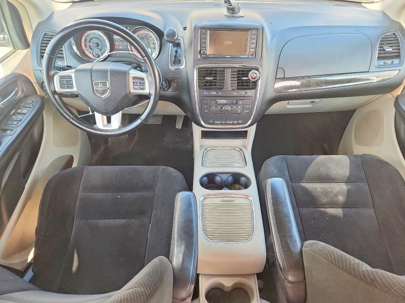 Photo 8 from auction – 2015 DODGE GRAND CARAVAN with VIN 2C4RDGDG9FR516948