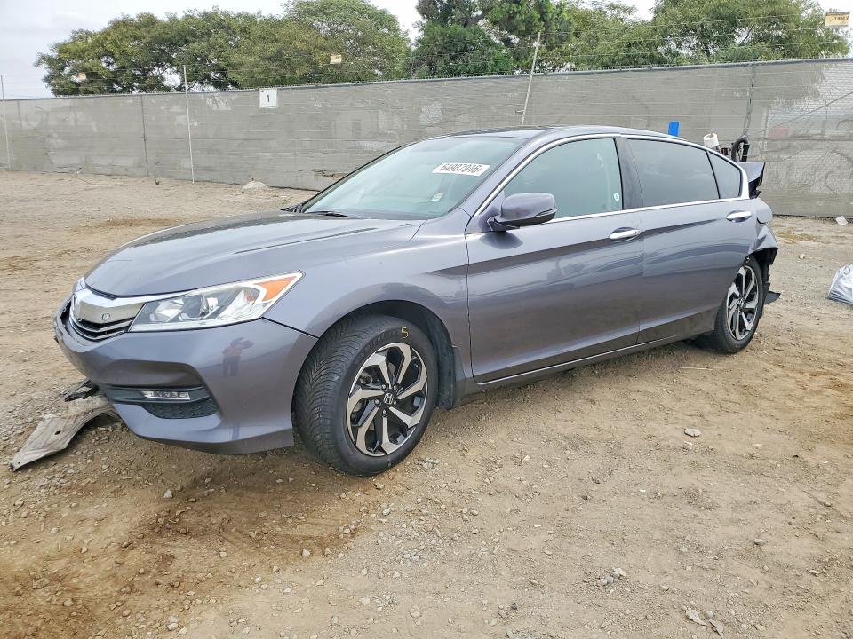 Photo 1 from auction – 2017 HONDA ACCORD with VIN 1HGCR2F73HA116299