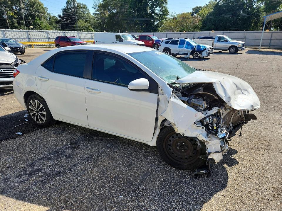 Photo 4 from auction – 2016 TOYOTA COROLLA with VIN 5YFBURHE5GP370278